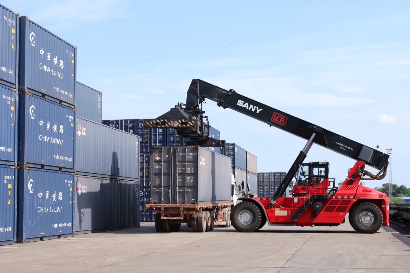 Đường sắt Lào – Trung Quốc vận chuyển hơn 1,7 triệu tấn hàng hóa kể từ đầu năm