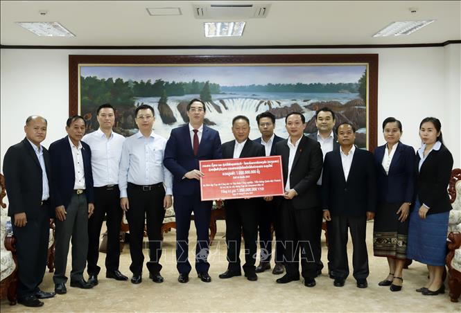 Việt Nam giúp Lào xây dựng Tạp chí điện tử AlounMai