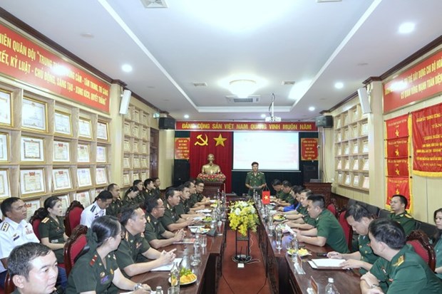 Thuc day giao luu sy quan tre giua hai Quan doi Viet Nam-Lao hinh anh 1
