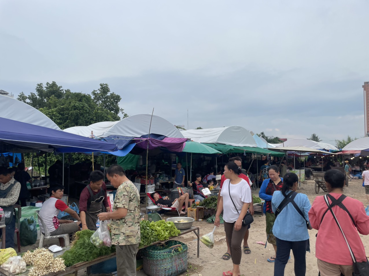 Chính phủ Lào ban hành chỉ thị mới để giải quyết khó khăn kinh tế