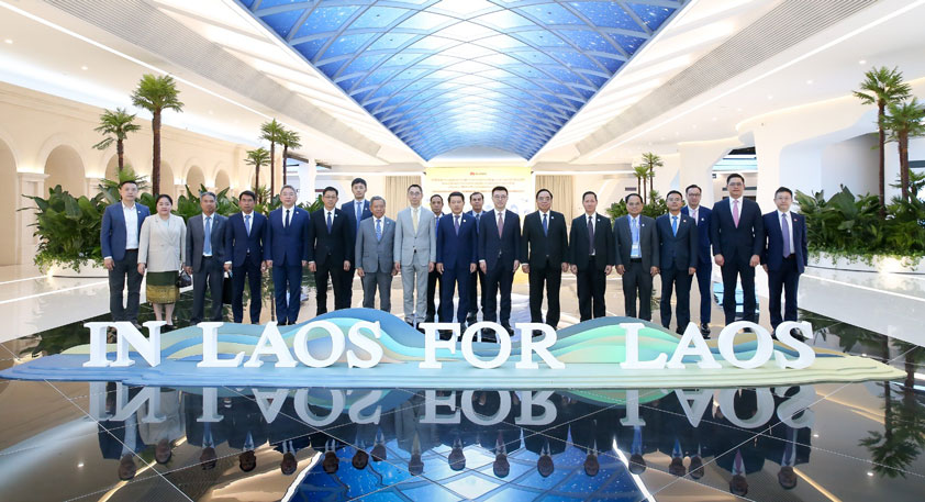 Lào kêu gọi Huawei tăng cường hỗ trợ chuyển đổi số trong nước