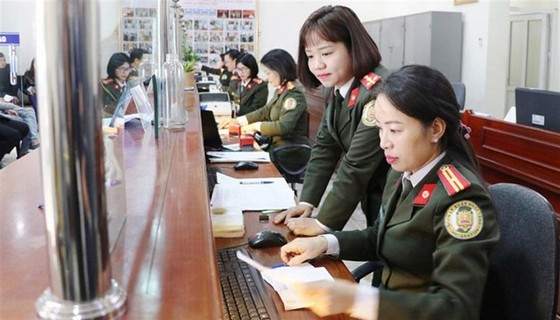 Đề xuất công an cấp xã được cấp giấy thông hành