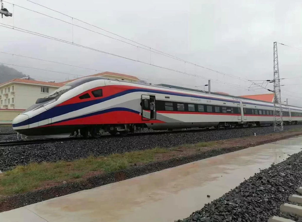 Hơn 80 nghìn hành khách quốc tế đi trên đường sắt Trung-Lào