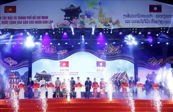 Khai mạc Tuần Văn hóa – Du lịch Tây Bắc và TP Hồ Chí Minh tại Lào