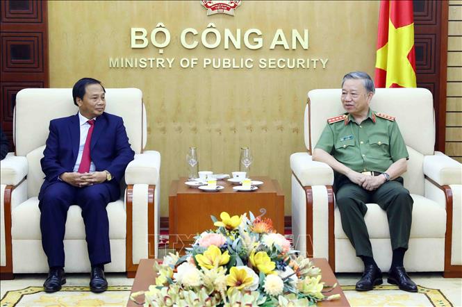 Bộ Công an 2 nước Việt Nam – Lào tăng cường hợp tác toàn diện