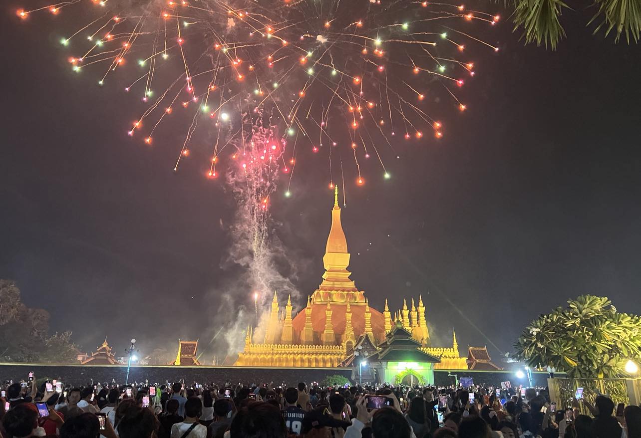 Boun Thatluang – Lễ hội Phật giáo lớn nhất trong năm của Lào