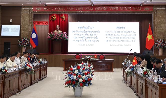 Thủ đô Hà Nội và Viêng Chăn thúc đẩy hợp tác trong xây dựng pháp luật