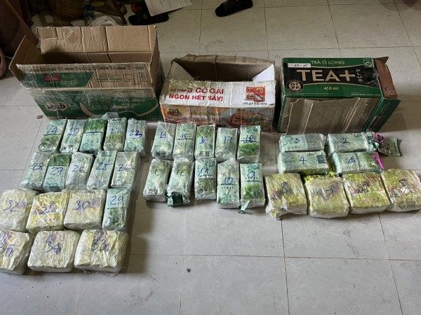 Phá đường dây tội phạm ma tuý xuyên quốc gia, thu giữ gần 3 tạ ma tuý