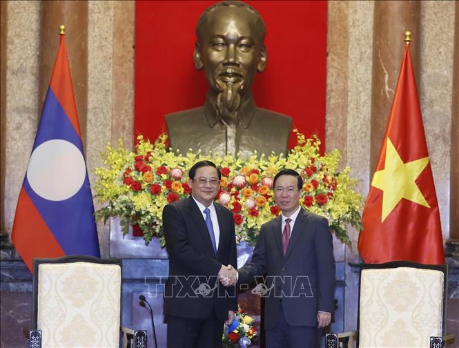 Chủ tịch nước Võ Văn Thưởng tiếp Thủ tướng Lào Sonexay Siphandone