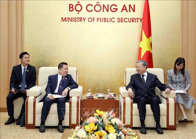 Bộ Công an hai nước Việt Nam – Lào thúc đẩy quan hệ hợp tác