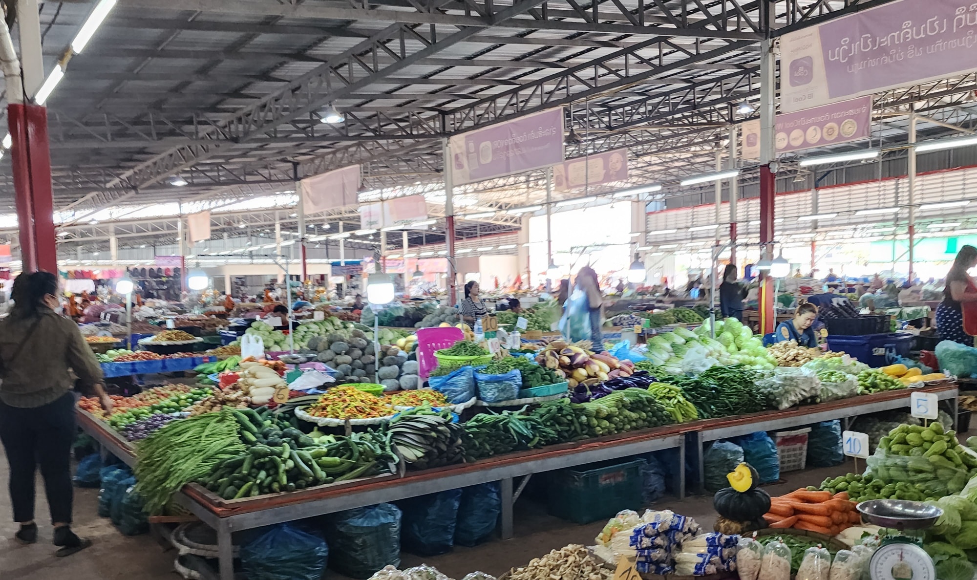 Lạm phát tháng 3 của Lào giảm nhẹ