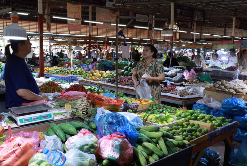 Giá hàng hóa tiếp tục tăng cao hơn tháng trước, tỷ lệ lạm phát tháng 4 của Lào không khác nhiều so với tháng 3/2024