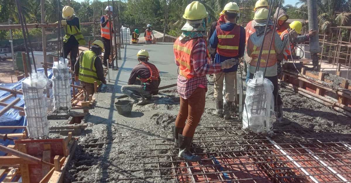 Thu nhập thấp cản trở sự phát triển của thị trường lao động Lào