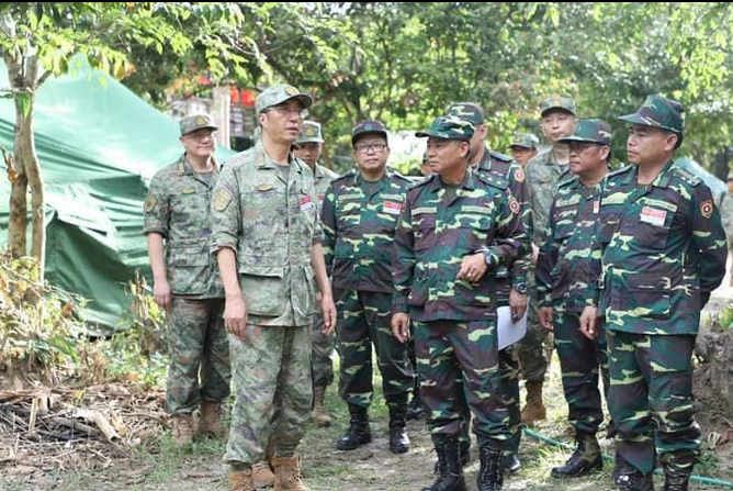 Phó Tư lệnh Chiến khu Nam Bộ Quân đội giải phóng Nhân dân Trung Quốc thăm cán bộ, chiến sĩ Trung đoàn 11 tham gia Tập trận Lào – Trung Quốc 2024