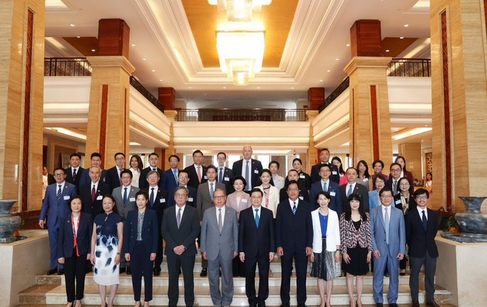 Chuyến thăm Lào của đoàn đại biểu Hồng Kông đạt được nhiều thỏa thuận quan trọng