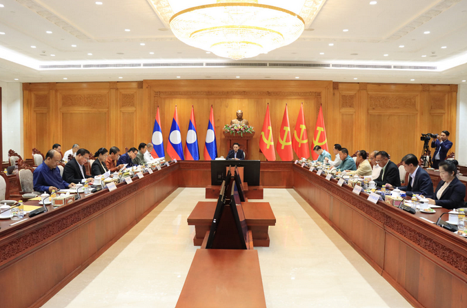 Ủy ban Cải cách Hiến pháp Lào 2015 xác định trọng tâm, giải pháp cải cách Hiến pháp