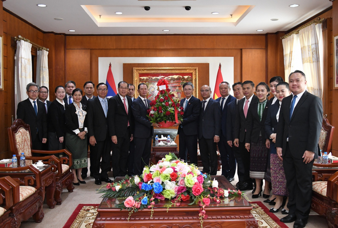 Bộ Ngoại giao Lào chúc mừng ngày Quốc khánh và Ngày Ngoại giao Việt Nam