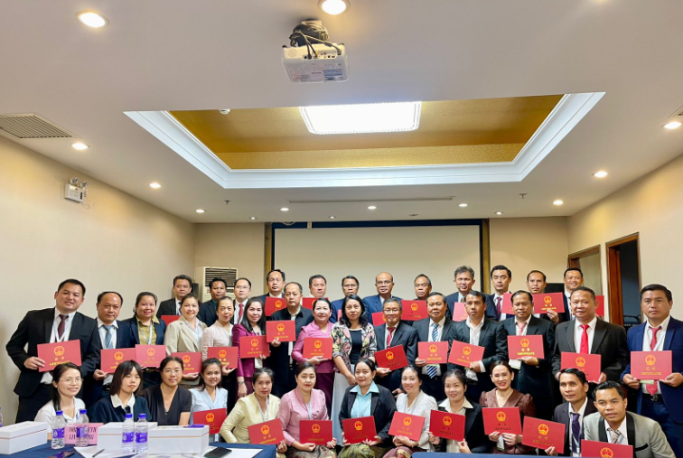 Lào và Trung Quốc mở rộng hợp tác phát triển nông thôn và xóa đói giảm nghèo