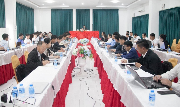 Lào nâng cao kỹ năng về công nghệ thông tin cho cán bộ Quốc hội và HĐND các tỉnh