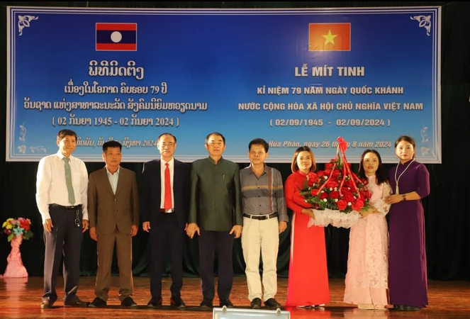 Người dân Việt Nam tại tỉnh Huaphan tổ chức kỷ niệm 79 năm Ngày Quốc khánh 2/9