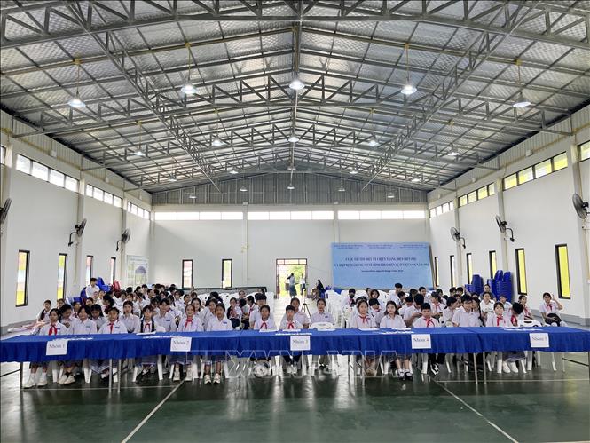 Cuộc thi ‘Em yêu tiếng Việt’ tại Lào