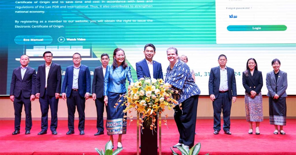 Bộ Công thương Lào ra mắt hệ thống quản lý và cấp chứng nhận xuất xứ điện tử