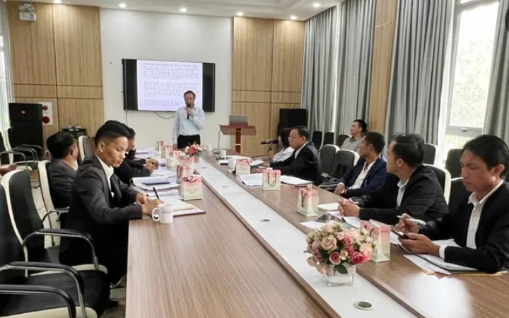 Đoàn cán bộ tỉnh Xaysomboun tham quan, trao đổi kinh nghiệm tại Bắc Giang