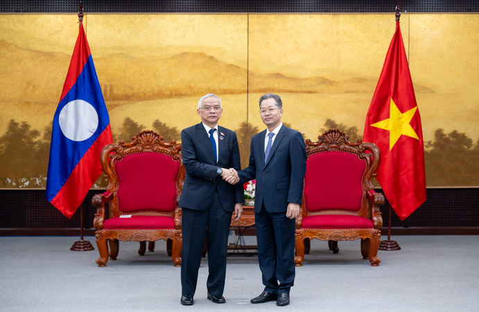 Phó Chủ tịch Quốc hội lào thăm và làm việc tại Đà Nẵng