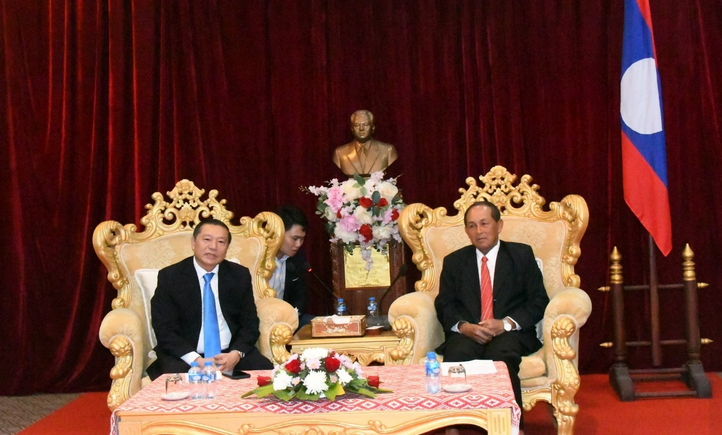Lãnh đạo Ban Tuyên giáo Việt Nam thăm tỉnh Luang Prabang