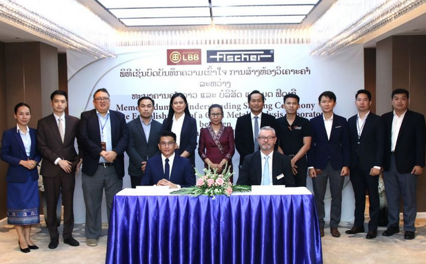 Ngân hàng Vàng thỏi Lào và Công ty Helmut Fischer thành lập Phòng Phân tích Vàng