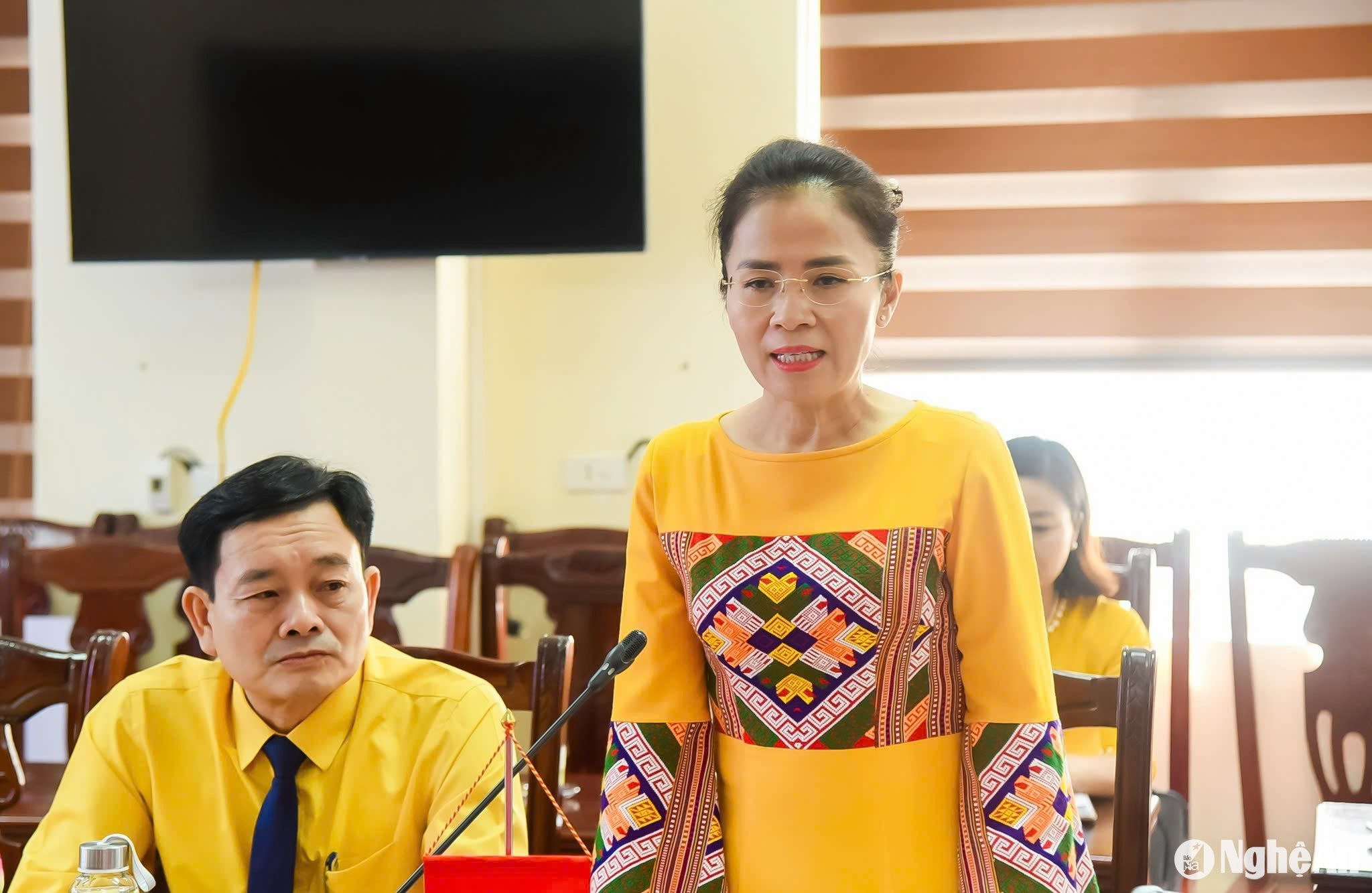 chị sinh