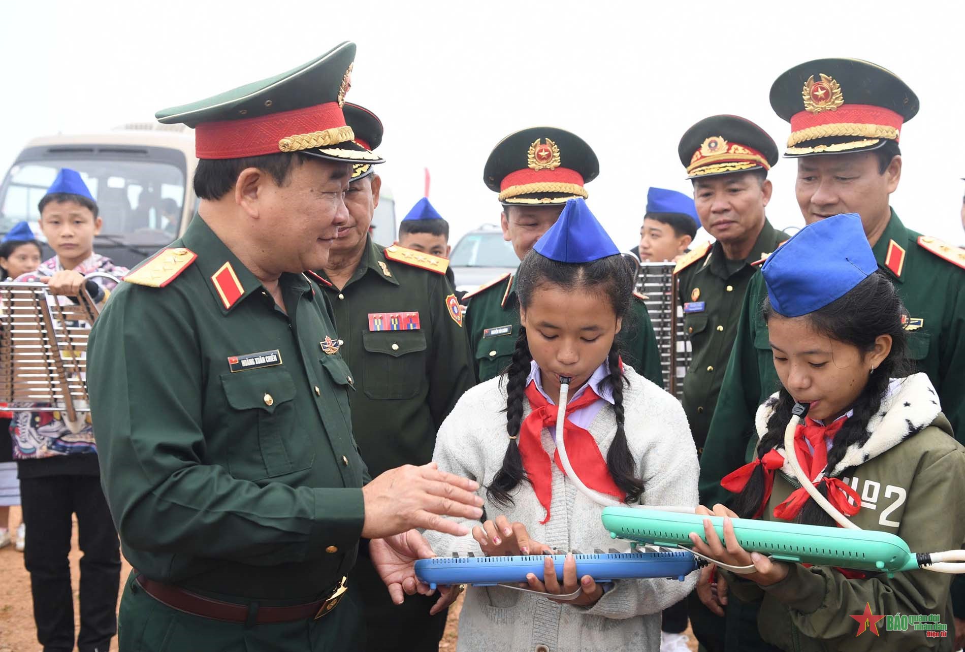 Tổng duyệt Giao lưu hữu nghị quốc phòng biên giới Việt Nam - Lào lần thứ hai