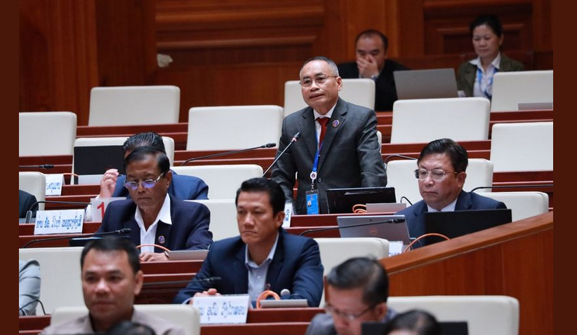 Đại biểu Quốc hội Lào: Do mục tiêu thu ngân sách trong kế hoạch thấp nên kết quả thu mới vượt kế hoạch