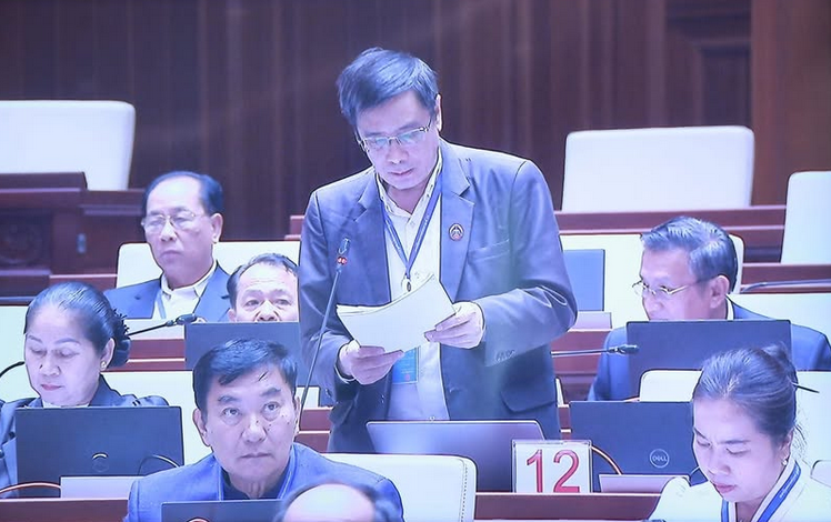 Đại biểu Quốc hội đề nghị bổ sung tiếng Anh cơ bản cho lớp 1 tiểu học