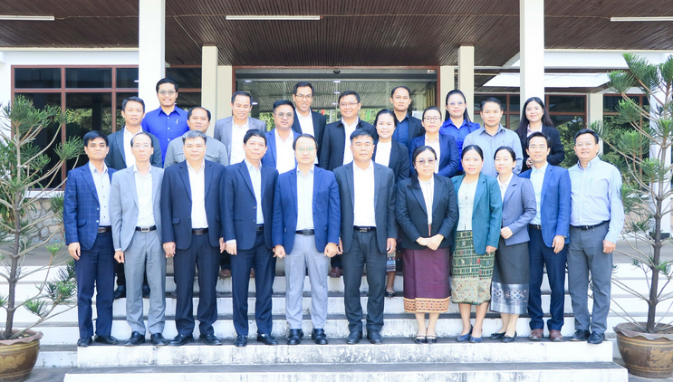 Đoàn chuyên gia Viện Chiến lược phát triển Việt Nam làm việc với Bộ Năng lượng và Mỏ Lào