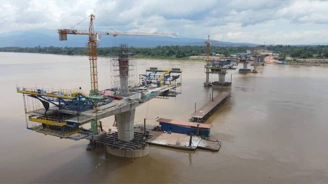 Bộ Công chính và Vận tải Lào đạt được nhiều kết quả tích cực trong năm 2024