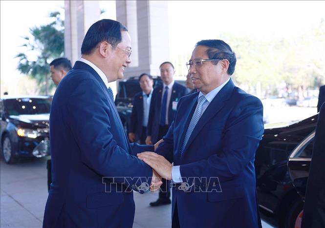 Tháo gỡ vướng mắc, thúc đẩy hợp tác kinh tế tương xứng với quan hệ Việt Nam – Lào