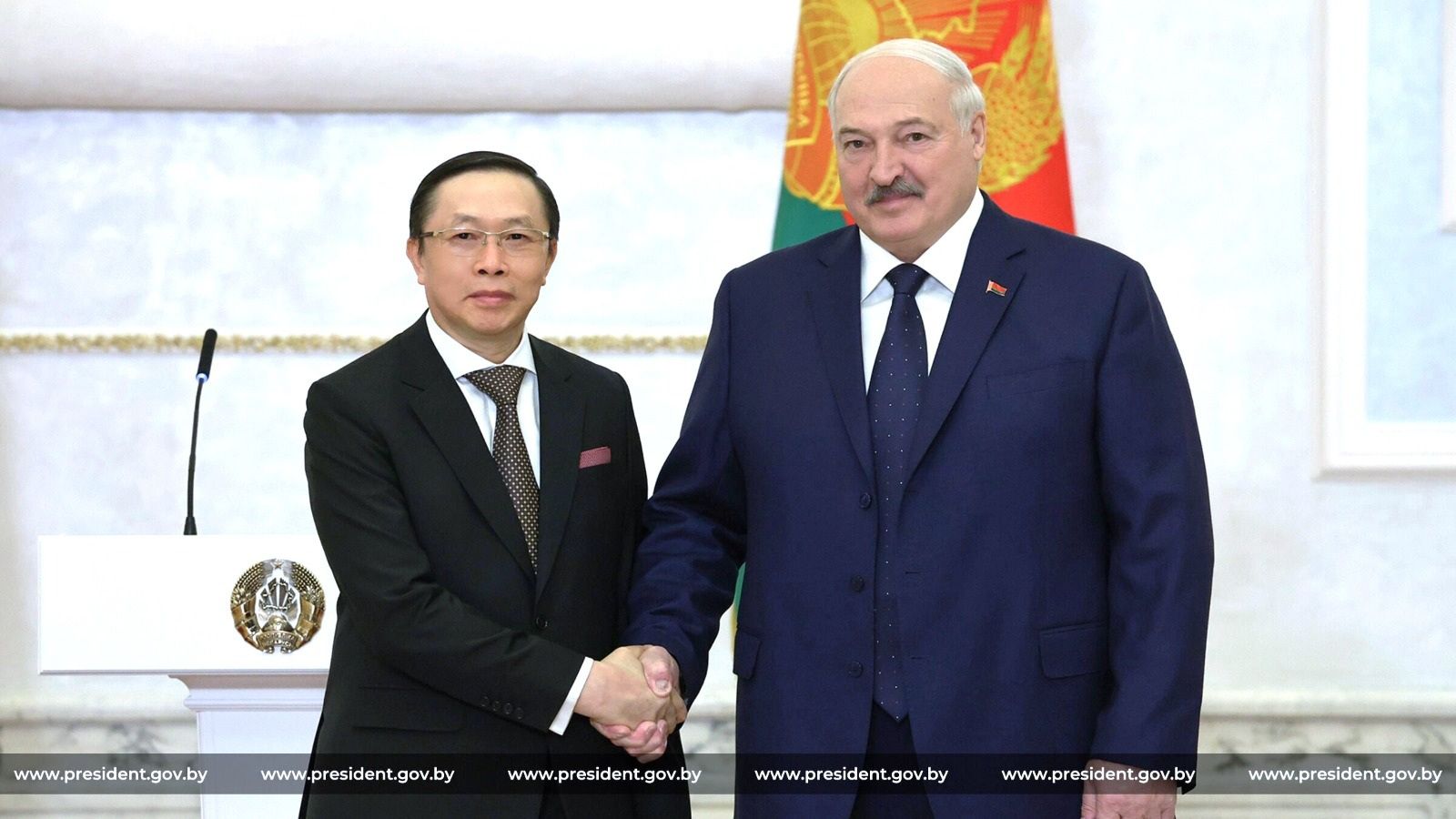 Đại sứ Lào tại Belarus trình Quốc thư, thúc đẩy quan hệ song phương