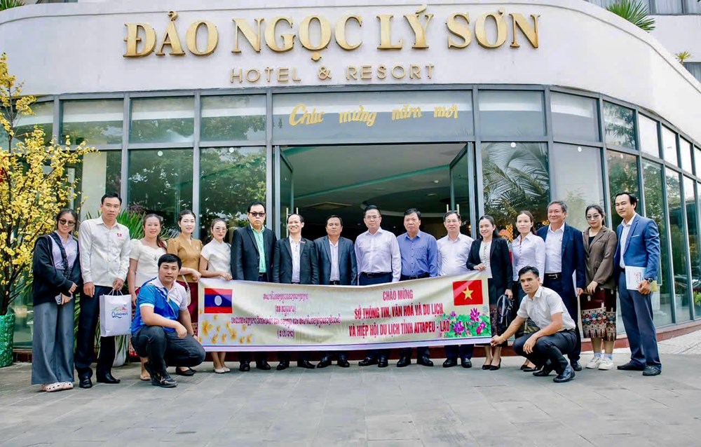 Hiệp hội Du lịch Attapeu - Lào giao lưu, khảo sát các điểm du lịch ở Lý Sơn - ảnh 1
