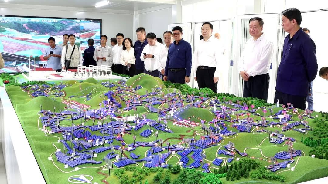 Tiến độ dự án điện mặt trời 1.000 MW tại Udomxay đạt nhiều kết quả khả quan