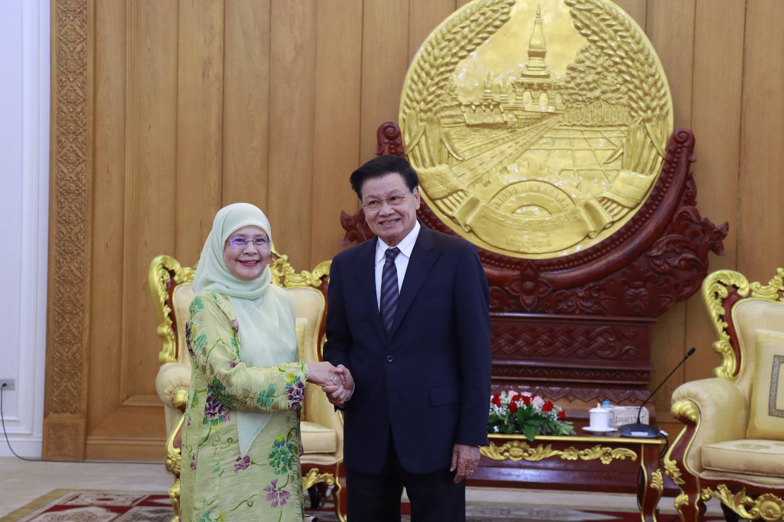 Chủ tịch nước Lào tiếp Chánh án Tòa án Liên bang Malaysia thăm và làm việc tại Lào