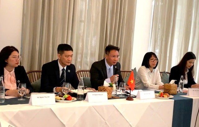 Ủy ban Chứng khoán Lào khuyến khích nhà đầu tư, công ty chứng khoán và quản lý quỹ Việt Nam đầu tư vào thị trường Lào