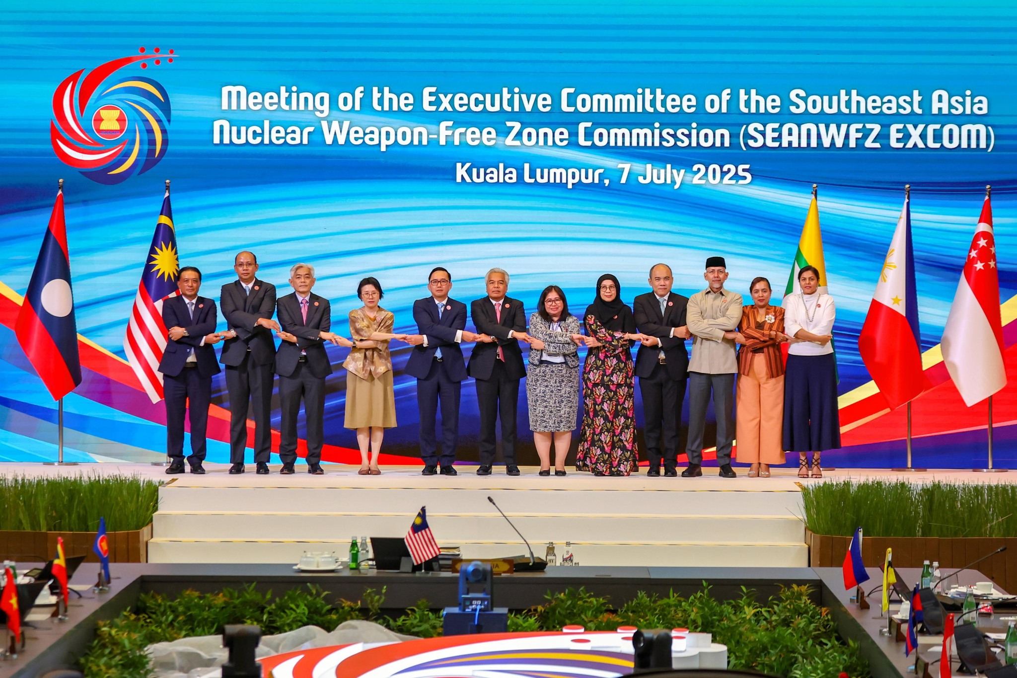 Thứ trưởng Ngoại giao Lào dự các hội nghị quan trọng của ASEAN tại Malaysia