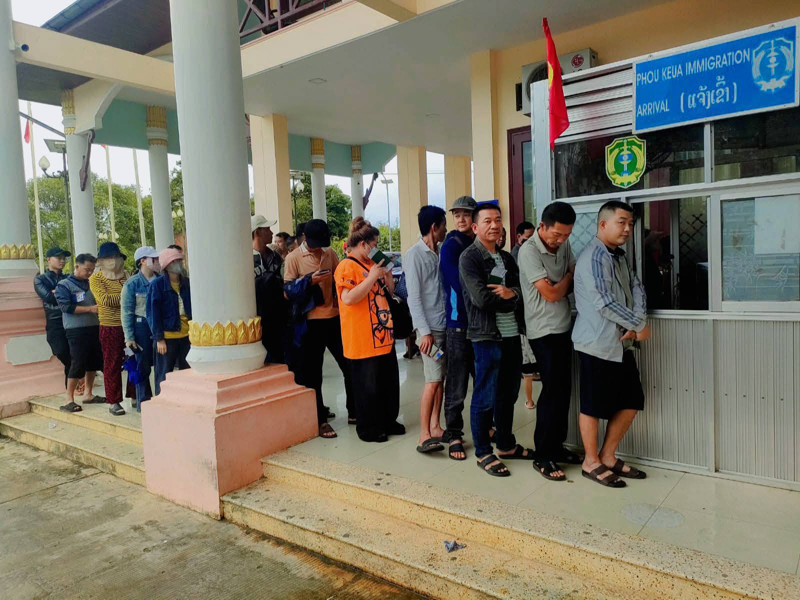 Giao thương biên giới Attapeu – Việt Nam tăng mạnh, thu ngân sách đạt hơn 117 tỷ kip