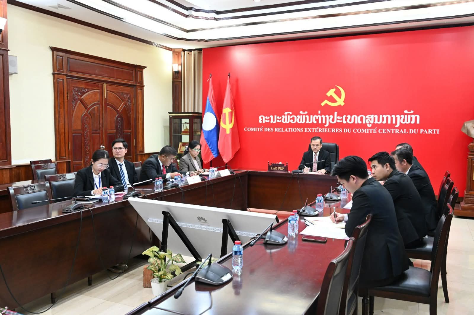 Lào tham dự Diễn đàn “Vì tự do của các dân tộc”
