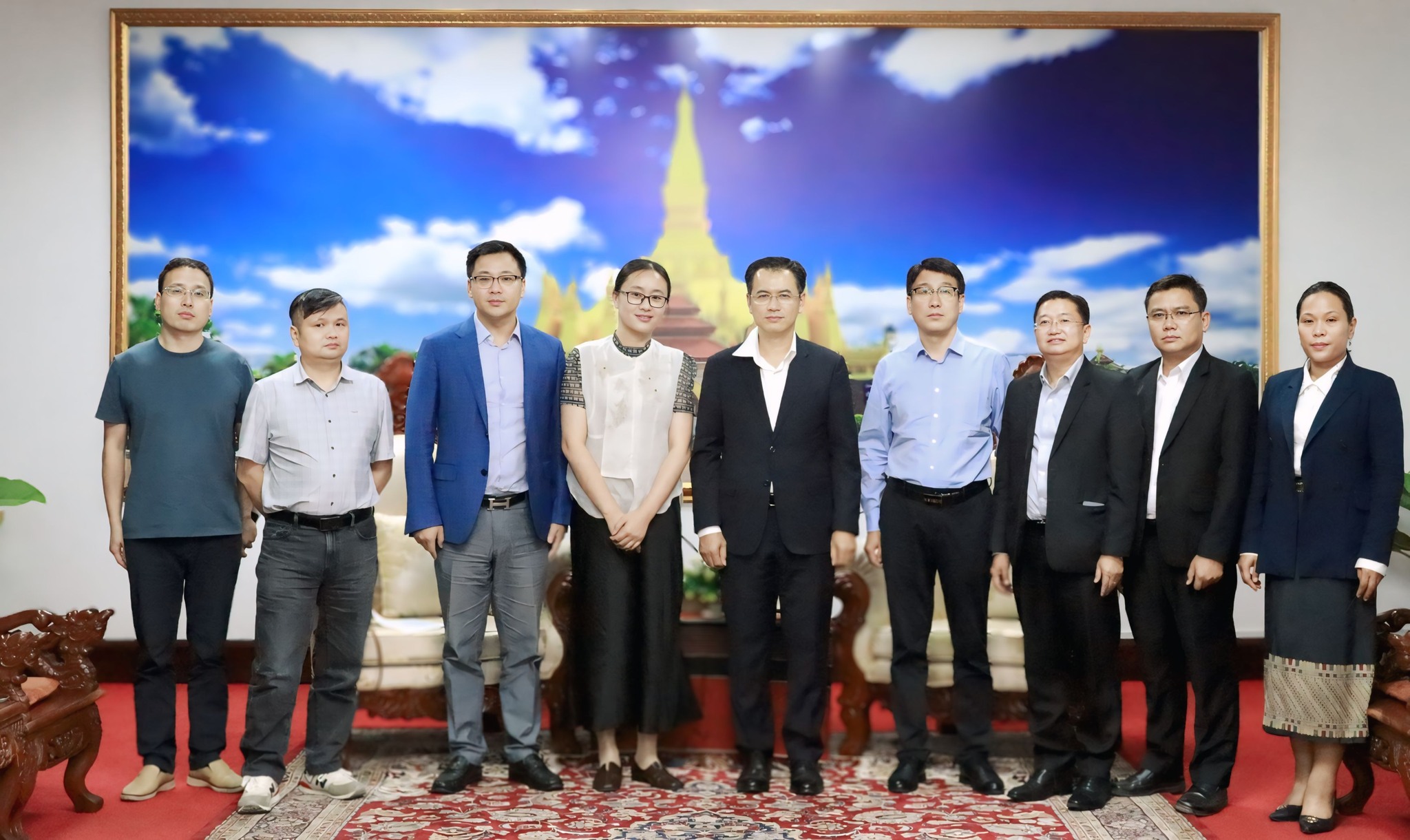Bộ Công Thương Lào hoan nghênh tập đoàn Trung Quốc khảo sát dự án sản xuất nhôm tại Lào