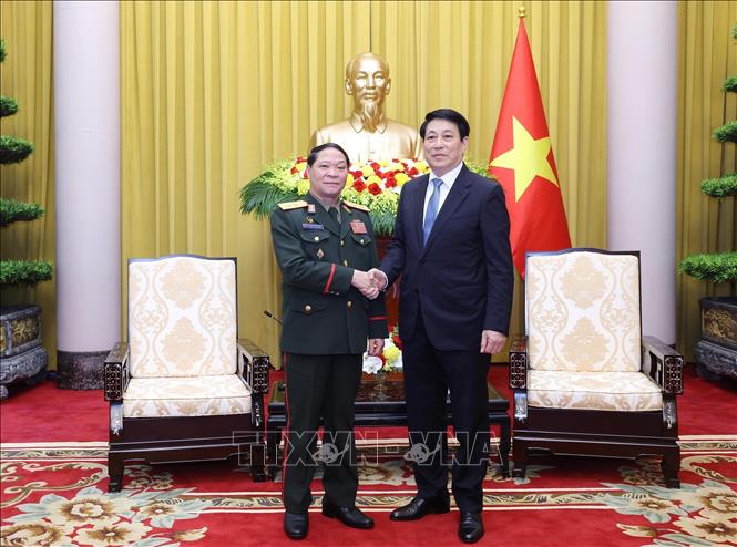 Chủ tịch nước Lương Cường tiếp Chủ nhiệm Tổng cục Chính trị Quân đội nhân dân Lào
