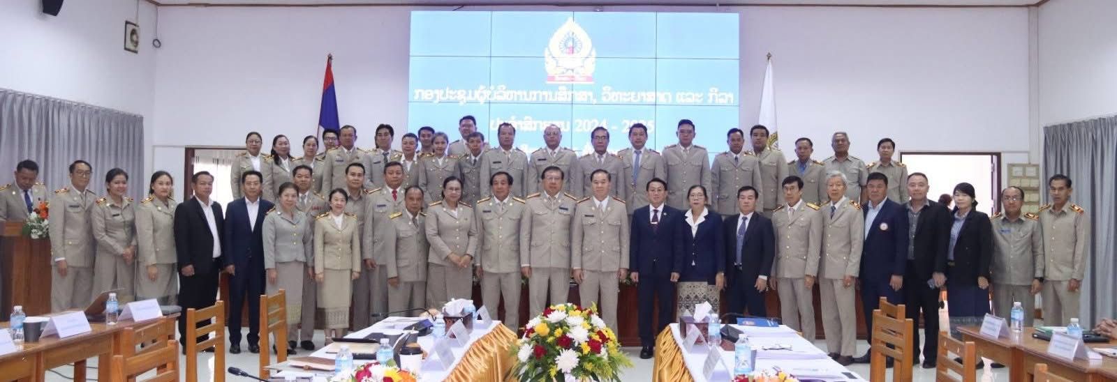 Lãnh đạo ngành giáo dục Lào kêu gọi hành động khẩn cấp nâng cao chất lượng