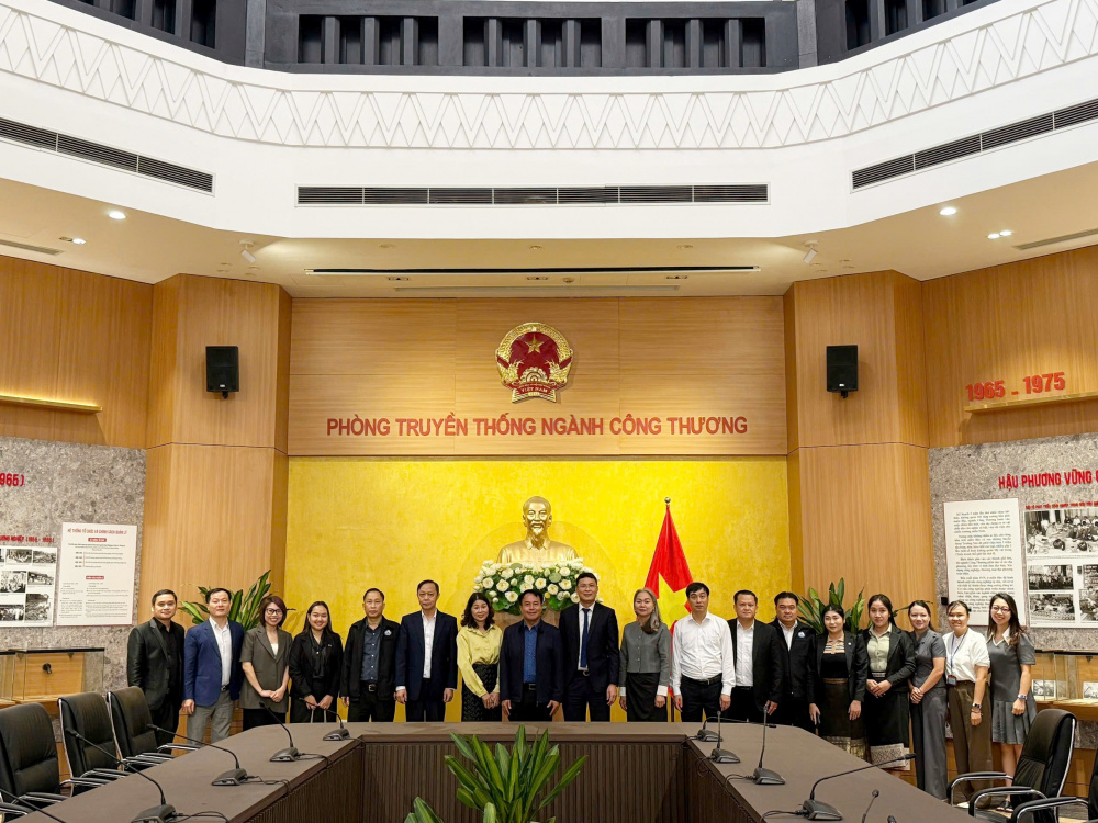 Việt Nam – Lào trao đổi kinh nghiệm về công tác bảo vệ quyền lợi người tiêu dùng