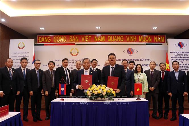 Việt Nam và Lào hợp tác phát triển khoa học công nghệ, chuyển đổi số giai đoạn mới